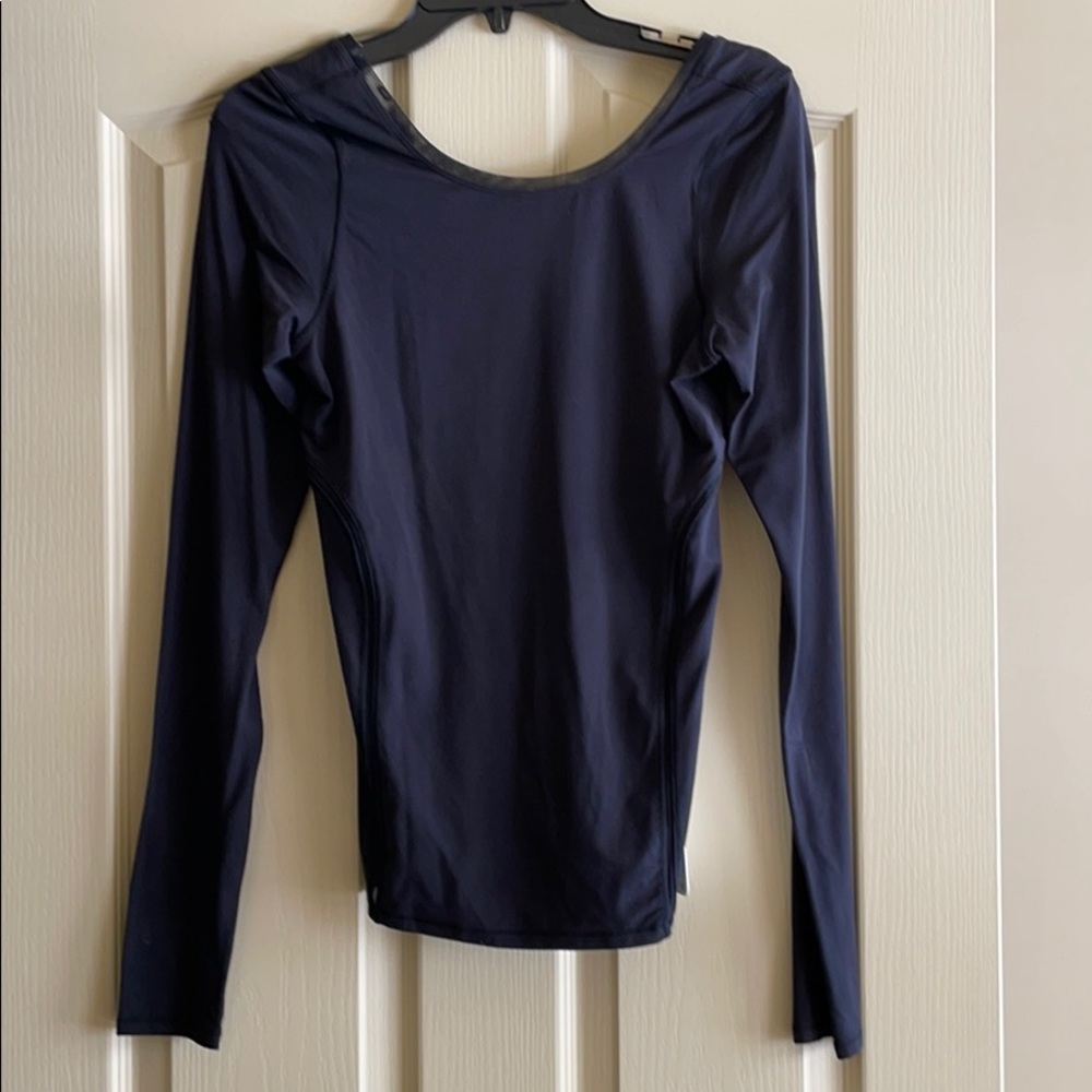 NWT Lululemon Align and Define Longsleeve sz 6